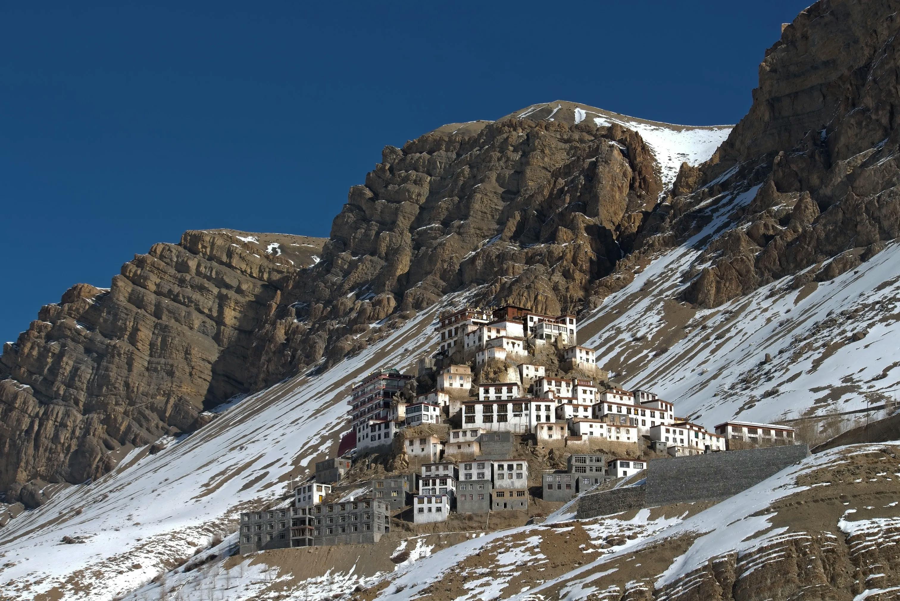 Spiti Winter Trekking Adventure: Tranquil Monastery Amidst Snowy Peaks